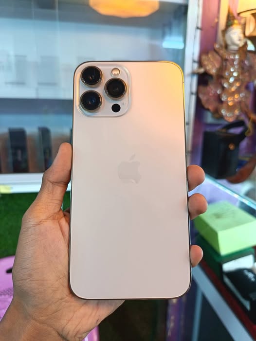 Iphone 13 Pro Max photo 1