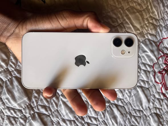 iPhone 12 64gb photo 2