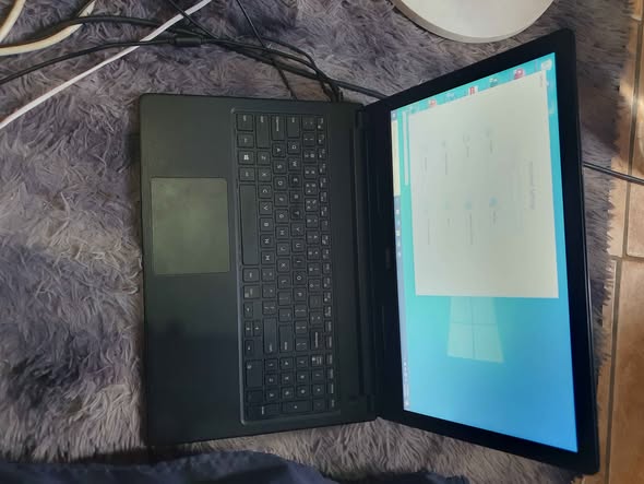 Dell laptop Core i5 7th gen photo 5