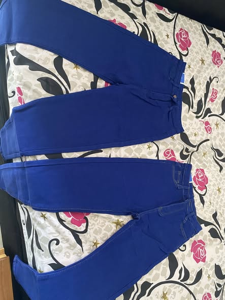 Jeans photo 3