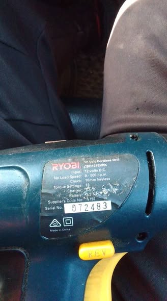 Cordless drill photo 2