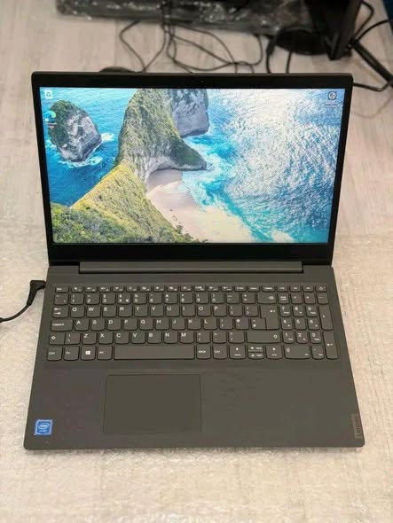 LENOVO LAPTOP photo 2
