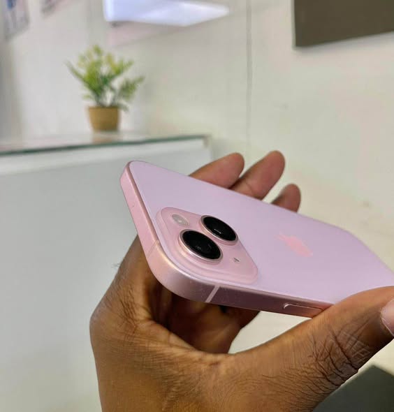Iphone 15 128GB photo 3