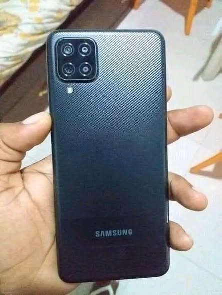SAMSUNG GALAXY A12 photo 1
