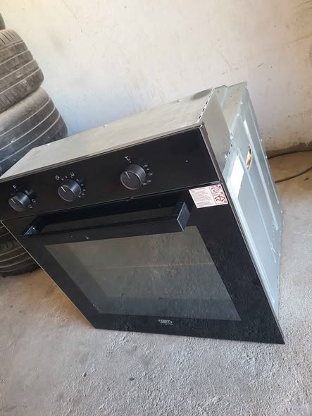 Defy Oven photo 1
