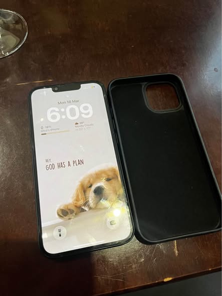 iPhone 13 photo 1