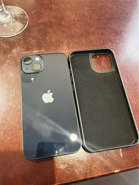 iPhone 13 photo 2