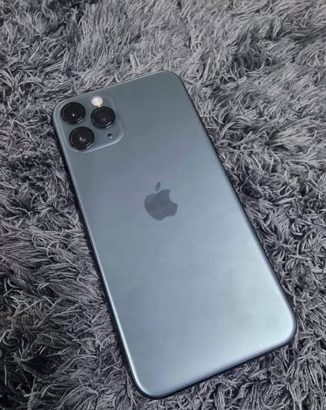 IPhone 11 PRO (256GB) photo 2
