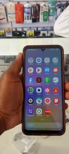 Samsung Galaxy A05 photo 2