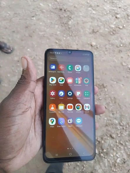 Samsung A05 photo 2