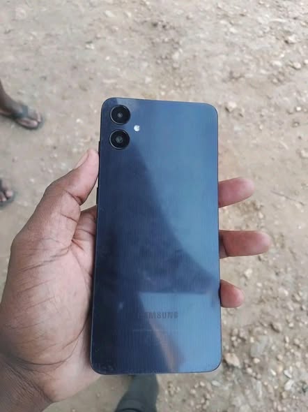 Samsung A05 photo 1