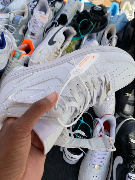 Nike Air Force 1 photo 3