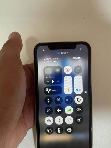Iphone xR photo 3