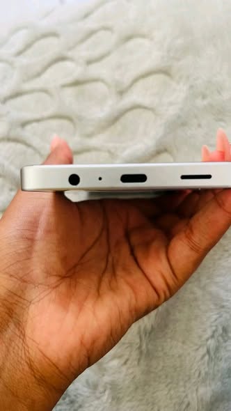 Samsung A06 photo 1
