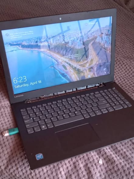 Lenovo ideapad photo 1