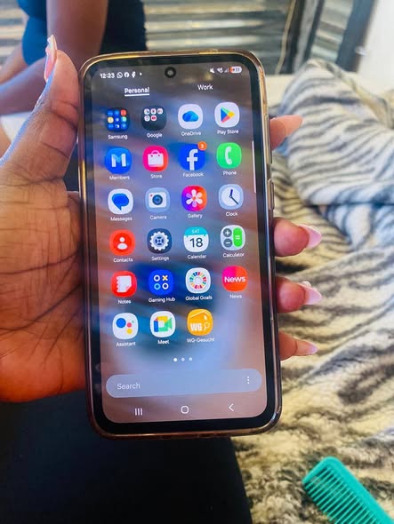 Samsung galaxy A35 photo 2