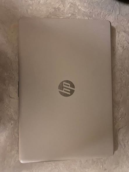 HP Laptop photo 4