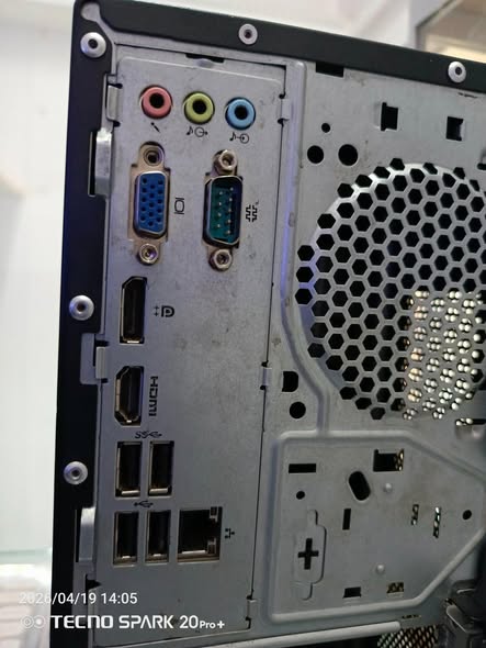 LENOVO CORE I3 7TH GEN photo 3