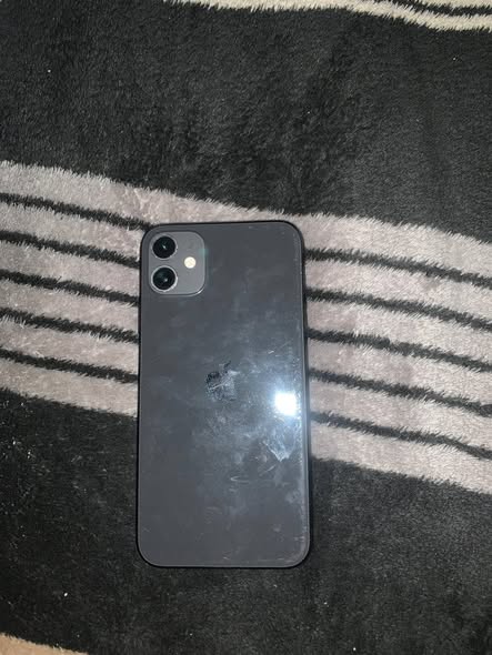 IPHONE 11 photo 2