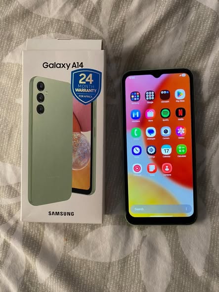 Samsung A14 photo 1