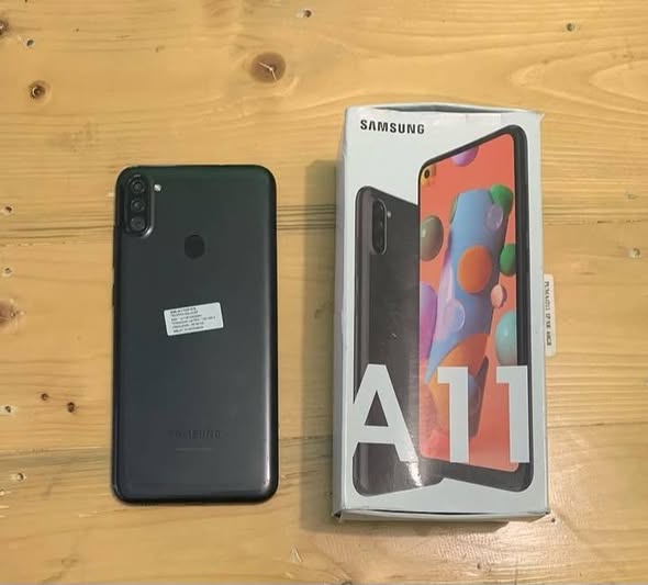 Samsung A11 photo 2