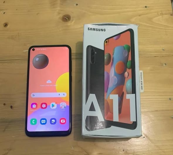 Samsung A11 photo 1
