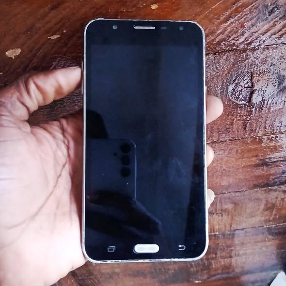 Samsung j7 photo 3