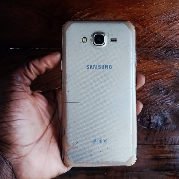 Samsung j7 photo 2
