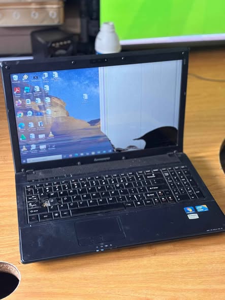 LENOVO LAPTOP photo 1