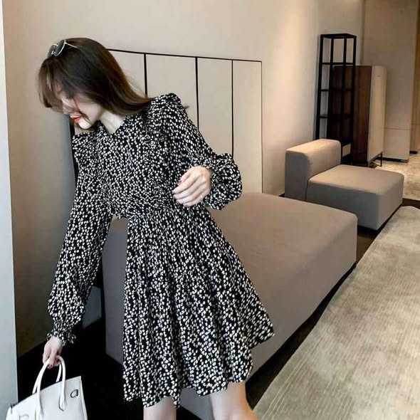 Ladies dresses photo 3