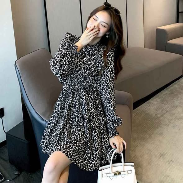 Ladies dresses photo 2