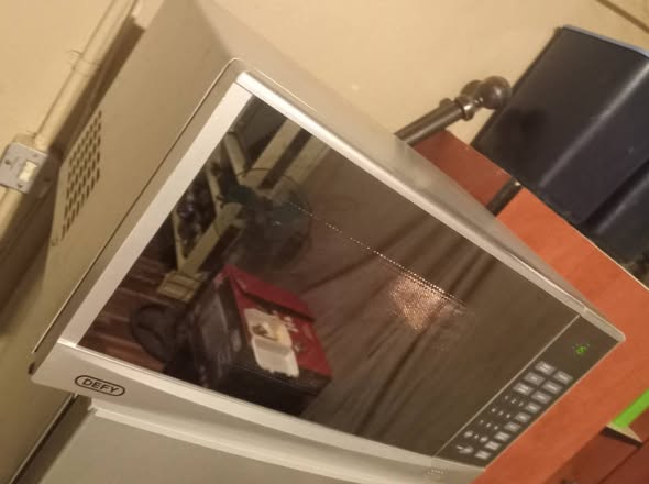 Defy microwave photo 1