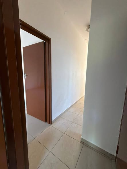House To Let - Malura, Single quarters photo 3