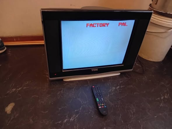 TEK TV with remote photo 2