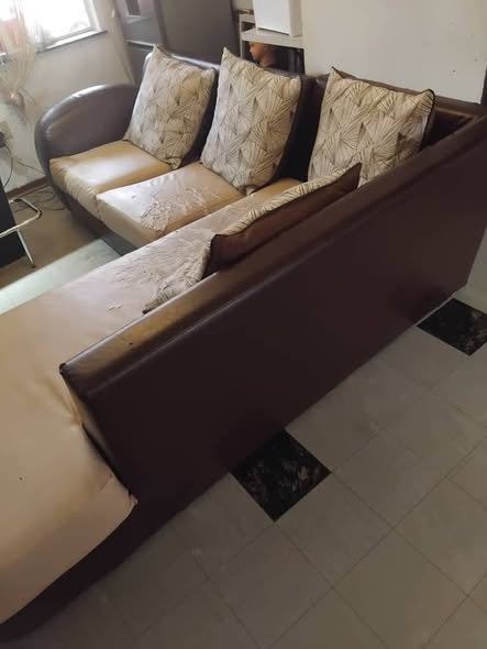 L Shaped Sofa photo 3