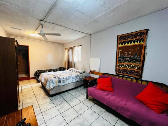 House for sale photo 5