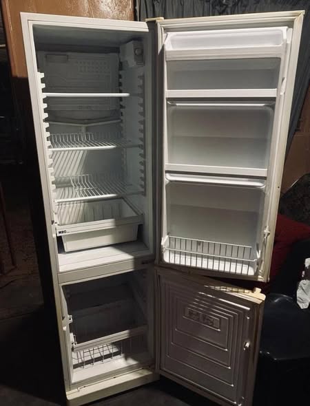 KIC FRIDGE photo 2