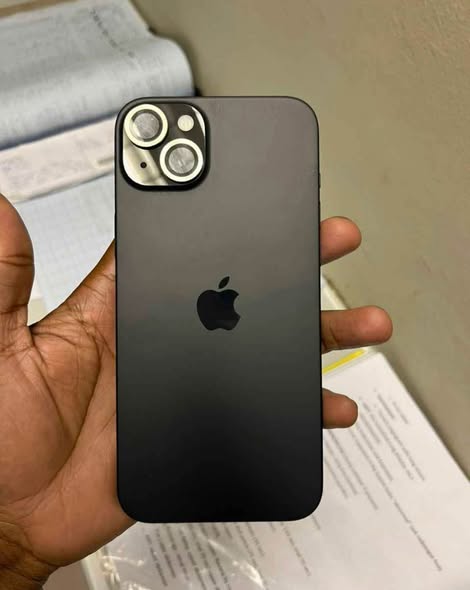 iPhone 15plus photo 1
