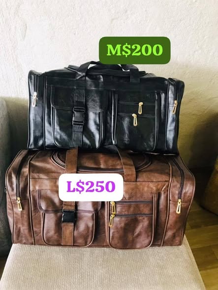 Leather travelling beg photo 5