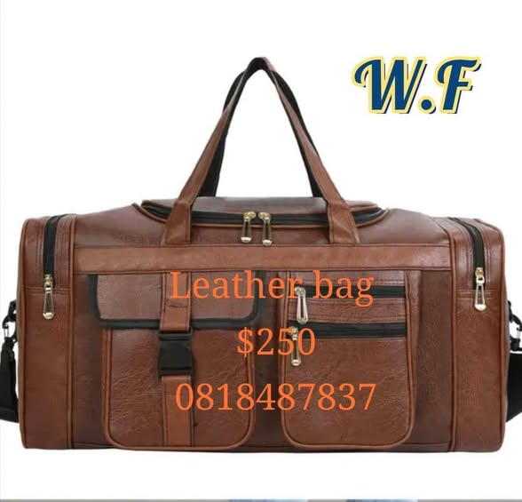 Leather travelling beg photo 3