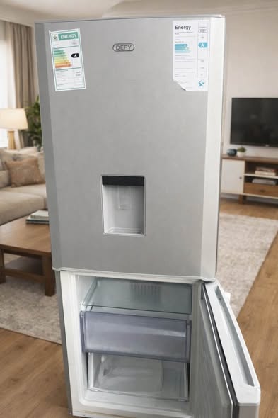 Defy Energy Fridge Freezer with dispenser photo 2