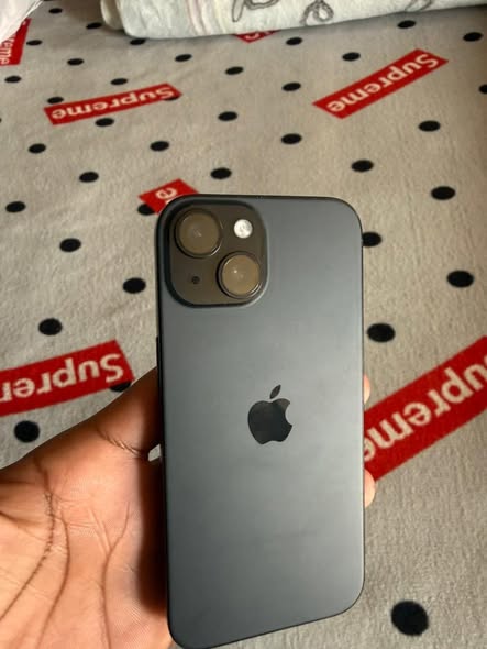 iphone 15 photo 2
