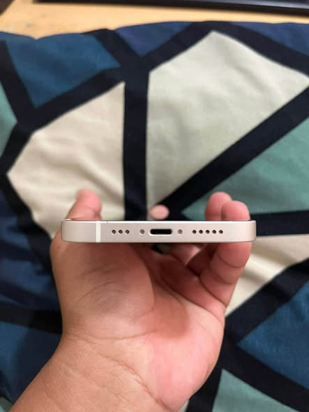 iPhone 12 128GB photo 3