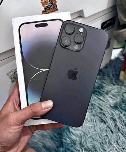 iPhone 14 Pro Max photo 1