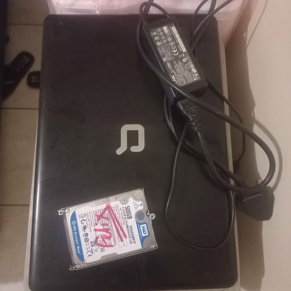 COMPAQ LAPTOP photo 2