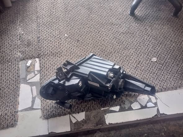 2021-2023 TOYOTA STARLET HEADLIGHT photo 3