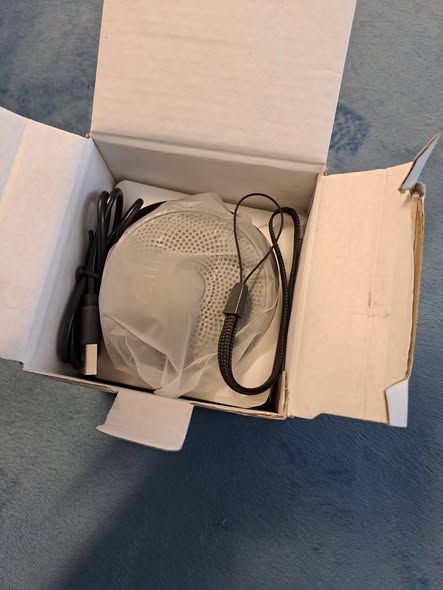 HP and VOLCANO speaker photo 2