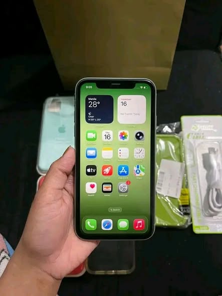 IPHONE 11 128GB photo 4