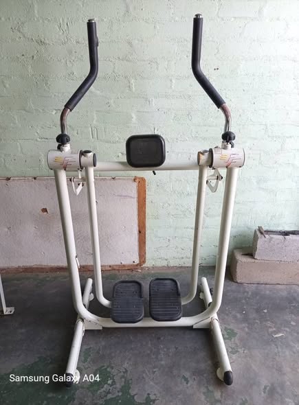 Gym equipment photo 2