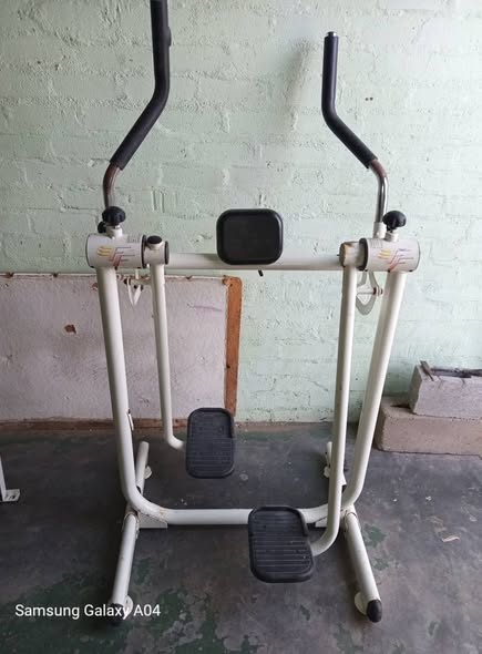 Gym equipment photo 1